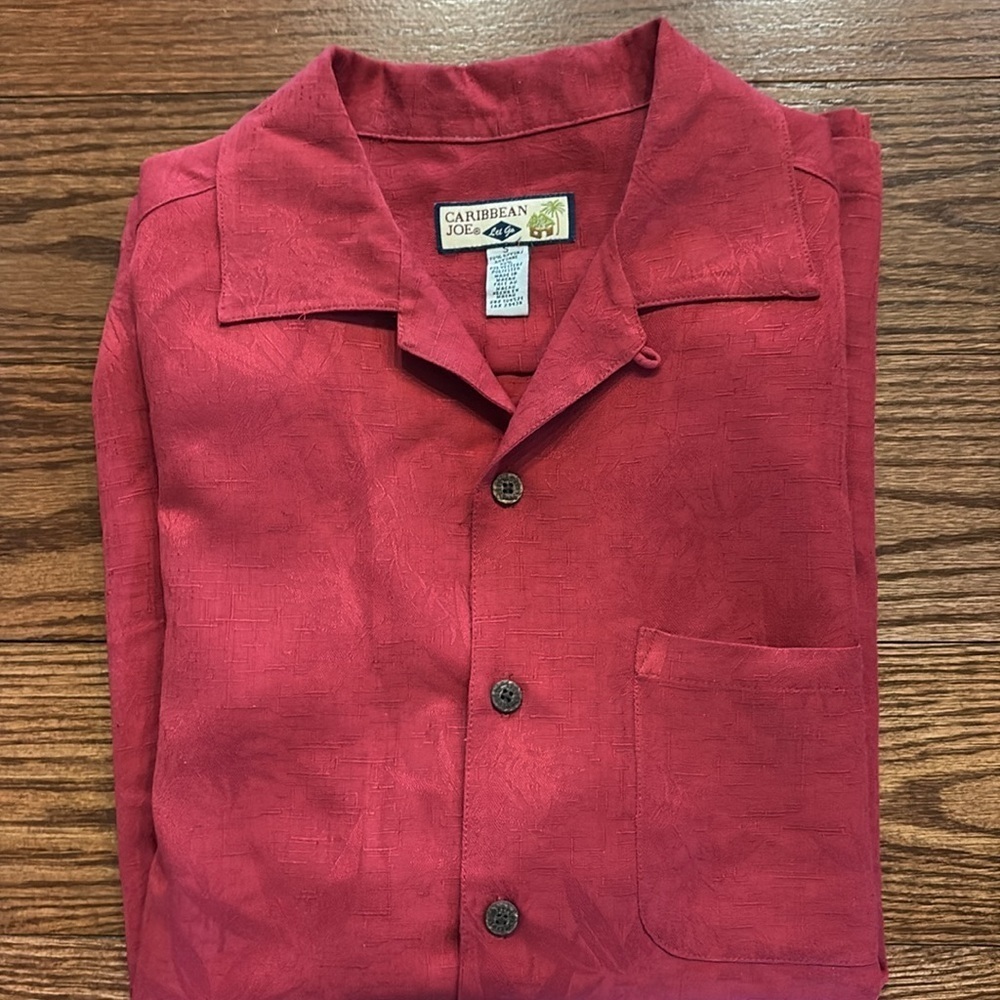 Caribbean Joe button down rayon shirt textured collared red front pocket size S